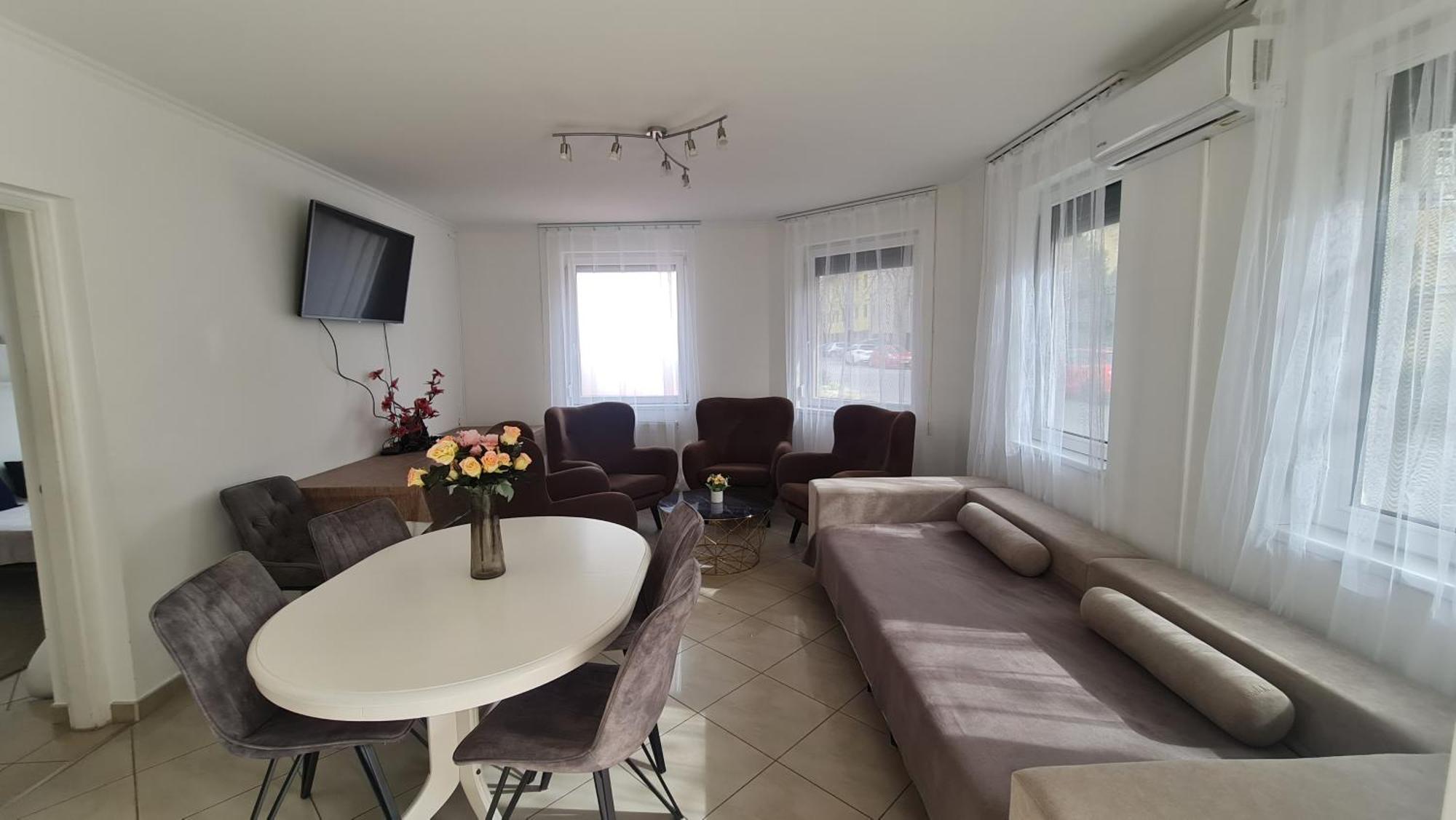 Tulipan Apartman 세게드 외부 사진
