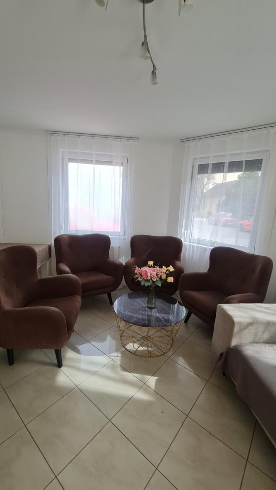 Tulipan Apartman 세게드 외부 사진