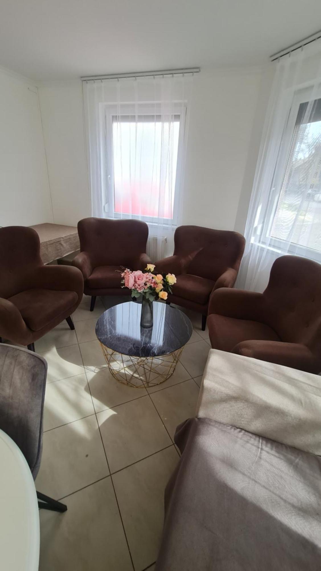 Tulipan Apartman 세게드 외부 사진